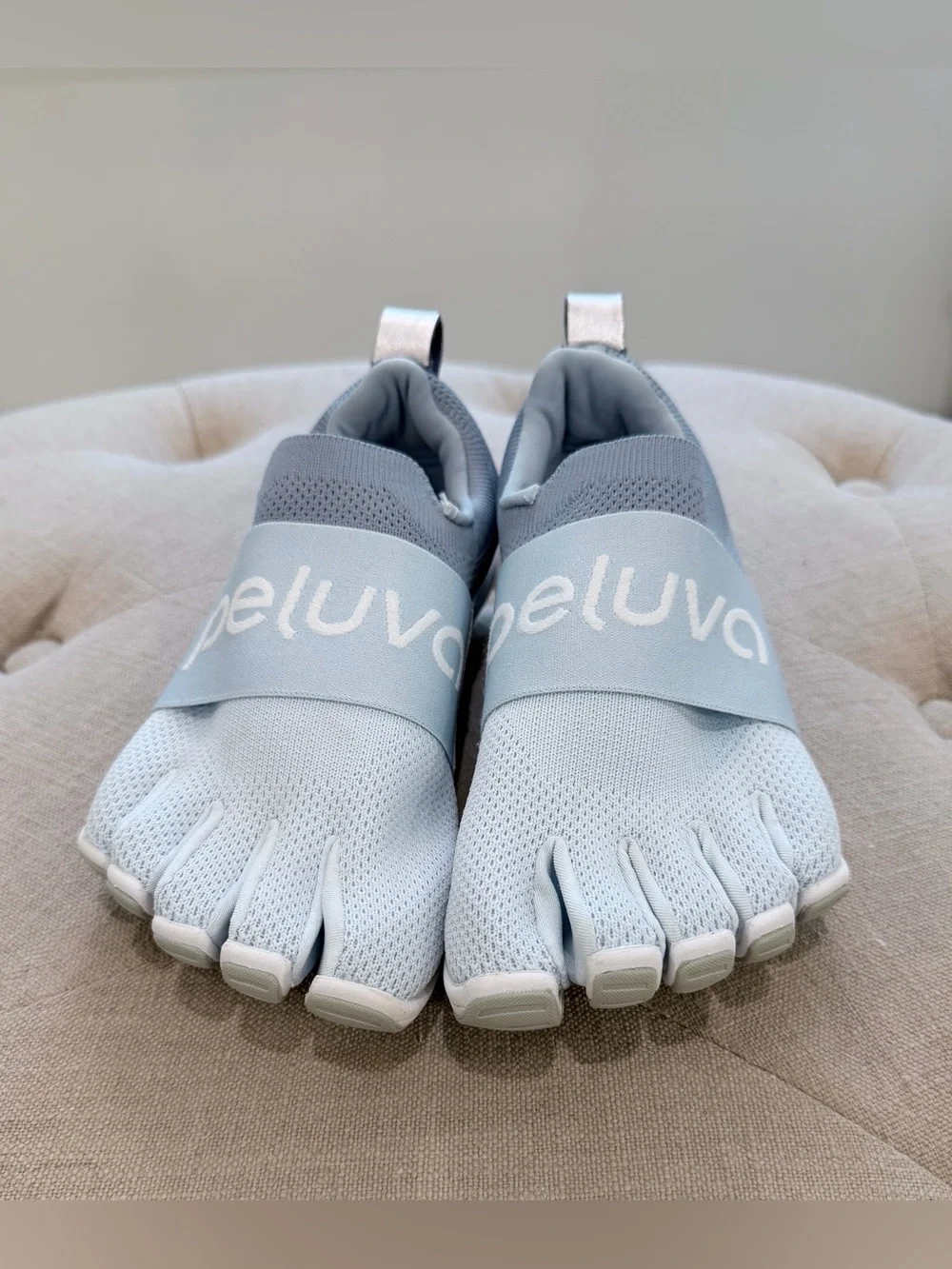 Peluva Running Shoes, NWOT